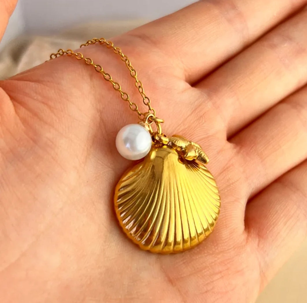 Stainless Stell Shell with pearl