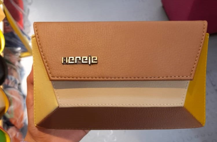 Carlota Brown & Beige