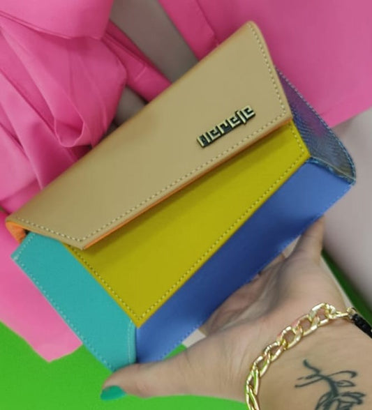 Naomi Green, Beige & Blue